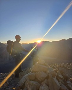 Highlights from last week’s Introductory Mountaineering Course up at Caroline Hut and Ball Pass.
Another great week of weather in the New Zealand mountains - we’ve had such an amazing end of summer, but the water tanks are getting quite empty across Aoraki Mount Cook National Park, so we’re looking forward to some rain this week 🙌
📸 @wild_for_flowers
#carolinehut #ballpass #intromountaineeringcourse #beginnermountaineering #climbingcourse #mountaincourse #mountainskills #mountaineering #alpineclimbing #iceaxe #crampons #glaciertravel #rockclimbing #climbinginstructor #nzmga #guidelife
@nzmga Aoraki Mt. Cook Adventures - Introductory Mountaineering Course - #266