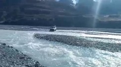 4WD is part of the adventure! Cass River has been running pretty high after all of the recent rain.
📸 @reiseraxel
#SkiTouringNZ #CassValley #BackcountrySkiing #RealBackcountry #4WD #TekapoAdventures #AlpineRecreation - The Best Freeride, Ski Touring & Split-Boarding Adventures in New Zealand - #391