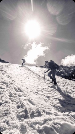 “Alpine Recreation must offer the best introductory mountaineering course in New Zealand. Our instructor was exceptional and the views of Aoraki from Caroline Hut were incredible.”
- R. Taylor
This is just one of many glowing reviews we’re getting on our mountaineering courses. Our guests simply love the Caroline Hut venue and it is ideal for beginner mountaineering. If you haven’t visited the area yet, we’d highly recommend it!
📸 @adventurelensnz
#southernalps #mountainadventures #mountaineering #alpineclimbing #aorakimountcook #aoraki #mountainskills #crampons #iceaxe #mountainjourney #intromountaineering #carolinehut #ballpass #crampons #iceaxe #aorakimountcooknationalpark #mountaininstructor #mountainguide #alpineguide #weareifmga #nzmga Aoraki Mt. Cook Adventures - Introductory Mountaineering Course - #265