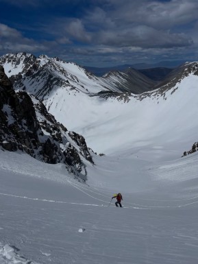 We’ve had some wild weather recently. When the Symphony on Skis Traverse wasn’t on the cards, we headed east for a Cass Valley “Haute Route” instead — it turned out to be an excellent plan B.
Hut-to-hut from O’Leary’s to Falcon’s Nest to Lady Emily, with plenty of extra laps along the way.
We battled the winds, scored wind-drifted powder and spring corn, and somehow clocked even more vertical than the plan A route.
Not quite the Symphony — but a pretty good remix. 🎿❄️
#SkiTouring #BackcountrySkiing #SkiMountaineering #EarnYourTurns #SkiUphill #NZMountains #SouthernAlps #CassValley #HauteRoute #SymphonyOnSkis #SpringSkiing #PowderAndCorn #OLearysHut #FalconsNestHut #LadyEmilyHut #AlpineRecreation #MackenzieNZ #ChasingLines #TekapoAdventures #NZMGA #WeAreIFMGA #GuideLife New Zealand's Best Glacier Touring & Ski Mountaineering - Symphony on Skis - #389