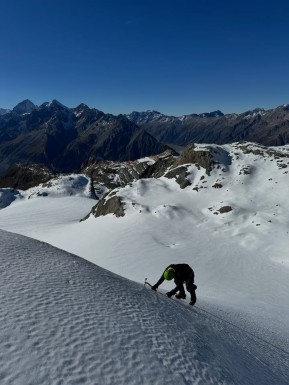 Above the inversion cloud and into the sunshine ☀️🏔️
Last week’s Winter Mountaineering Course delivered incredible conditions in Aoraki / Mount Cook National Park. With the airport socked in under cloud for several days, it felt like we had the whole National Park to ourselves.
Highlights included cramponing across a surprisingly well-covered (for May!) Ball Glacier in firm conditions, practicing avalanche rescue skills with the intuitive new Ortovox Diract Voice beacon (thanks @mountainadventurenz), and route-finding down Ball Ridge with stunning views out to Aoraki.
Over the course, participants developed essential winter mountaineering skills including:
• crampon and ice axe techniques
• glacier travel
• avalanche awareness and rescue
• ropework and belaying
• snow anchors
• route-finding and mountain decision-making
A fantastic week in the mountains with an enthusiastic crew and exceptional early winter conditions. ❄️⛏️
📸 @elke_mountain_guide
🔗 https://alpinerecreation.com/new-zealand-alpine-instruction-courses/mountaineering-and-climbing-instruction-courses/winter-mountaineering-course
#WinterMountaineering #AorakiMountCook #MountaineeringCourse #NZMountains #CarolineHut - Alpine Recreation - #449