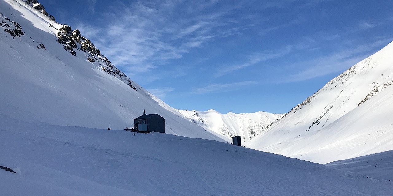 Ski Touring Gamack Range - Falcon's Nest Hut