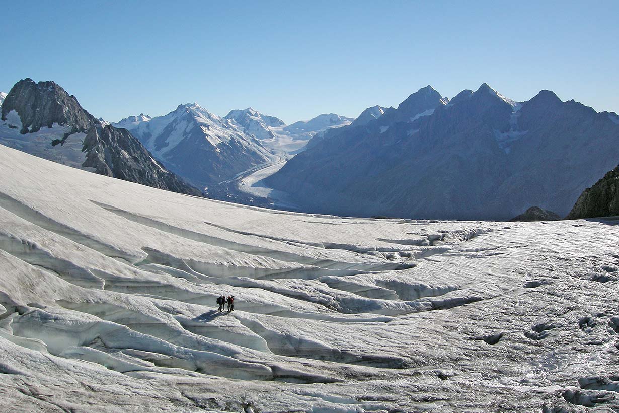 Ball Pass Crossing - Ball Glacier crevasses